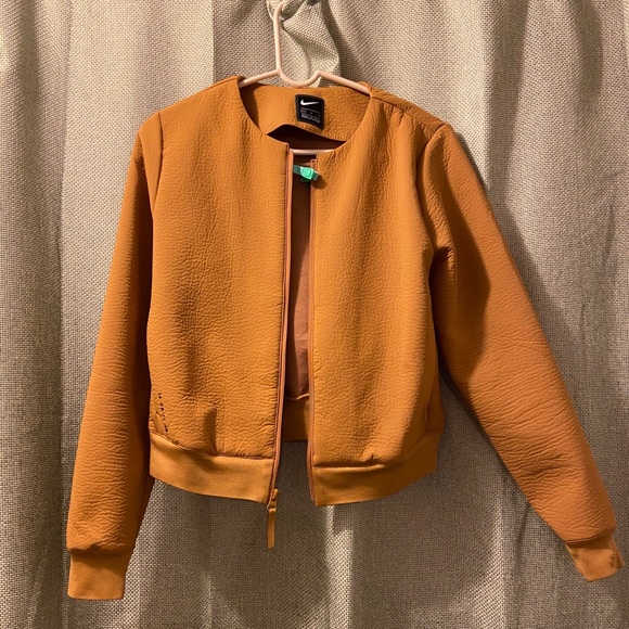 Nike jacket - Picture 1 of 4